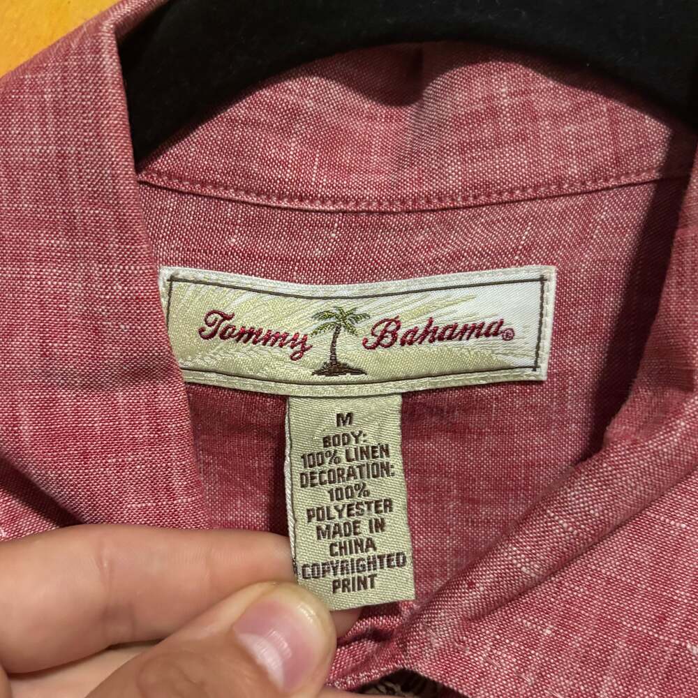 Tommy Bahama Men's Casual Button Up Shirt Size medium - Picture 2 of 6